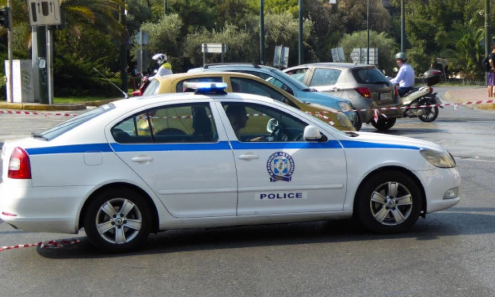 Κορωνοϊός: Αυτό θα είναι το μήνυμα που θα ακούγεται από τα περιπολικά για τις συναθροίσεις